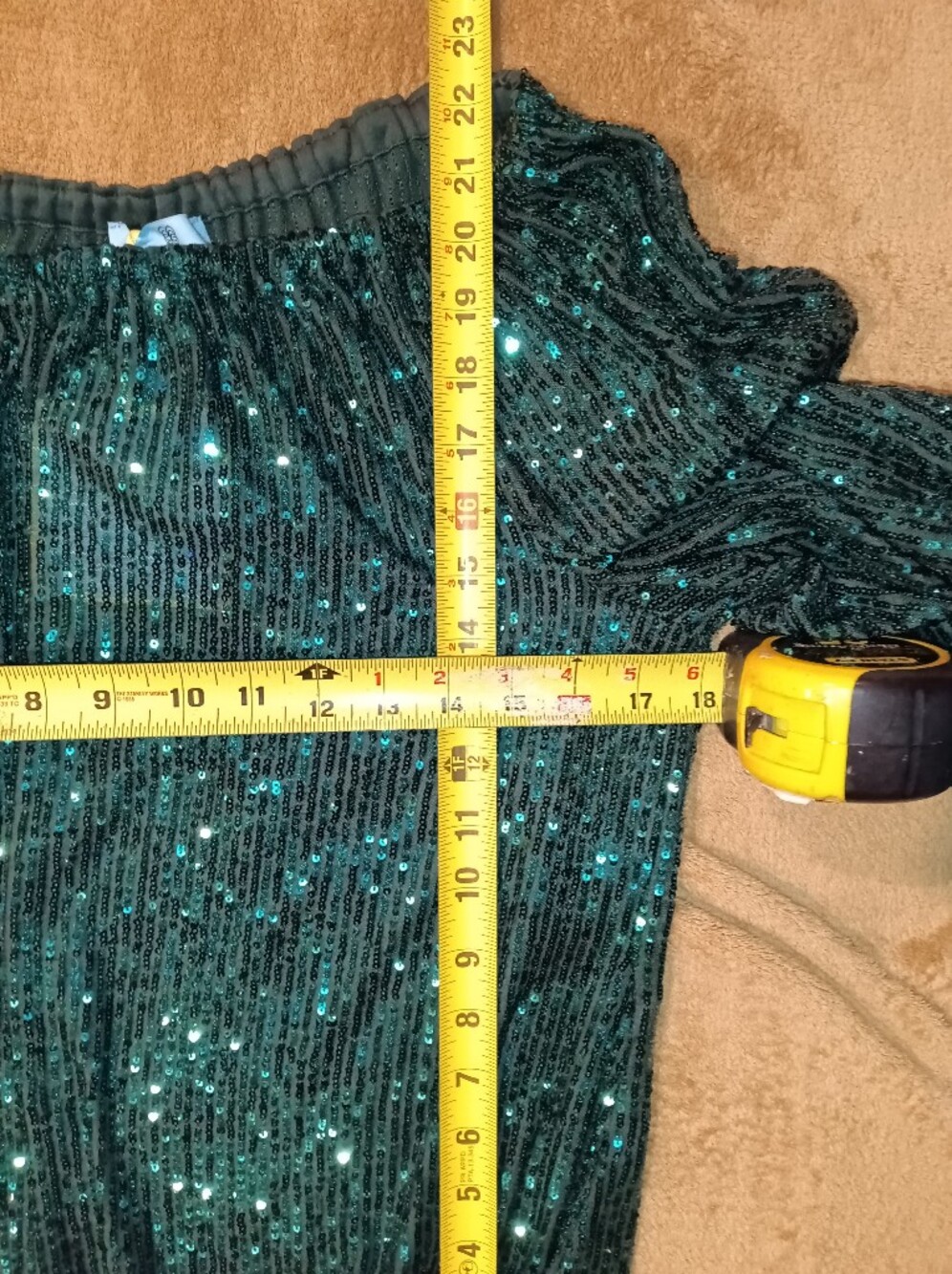 NWT. CeCe Emerald Sequin Off-Shoulder Ruffle Sleeve Top - Picture 6 of 6